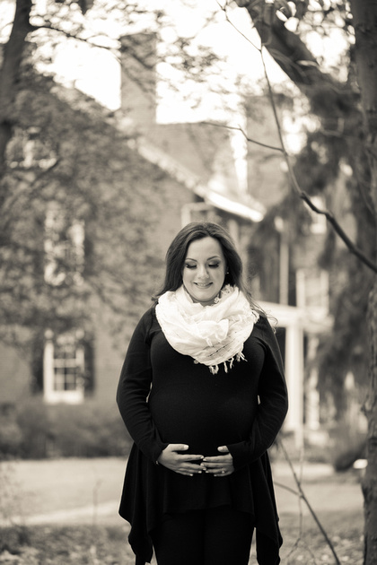 Dennis & Diana's Maternity Photos | Elkridge Furnace Inn | Kelly Heck Photography