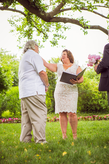 Laura & Todd, Eloping at Antrim 1844 in Taneytown, Maryland by Photographer Kelly Heck