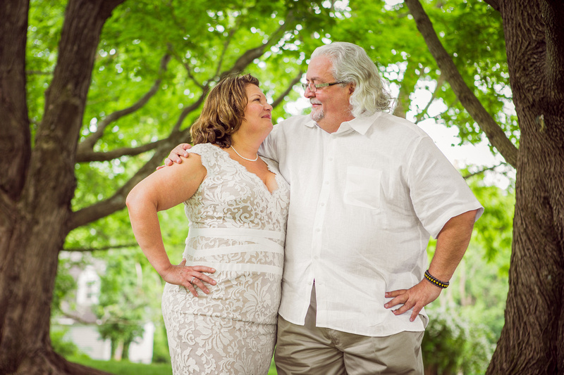 Laura & Todd, Eloping at Antrim 1844 in Taneytown, Maryland by Photographer Kelly Heck