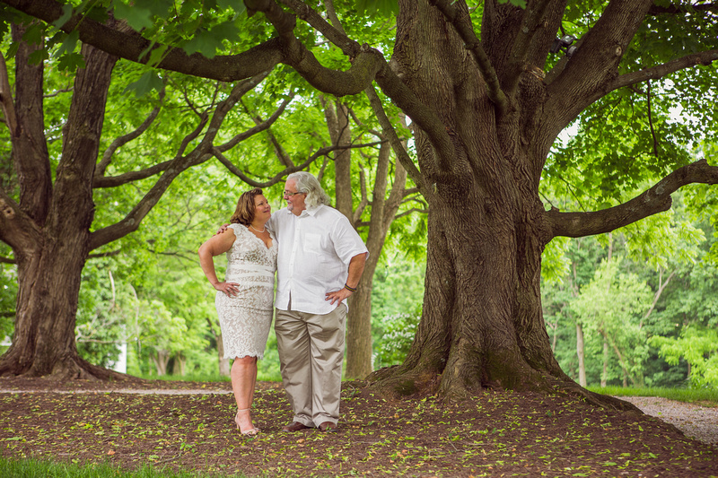 Laura & Todd, Eloping at Antrim 1844 in Taneytown, Maryland by Photographer Kelly Heck