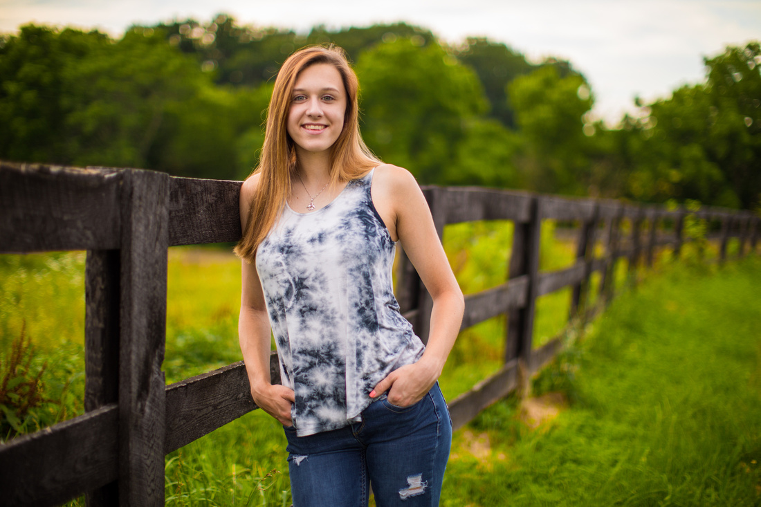 Gracie Baker Senior Photo Session | Taneytown, Maryland