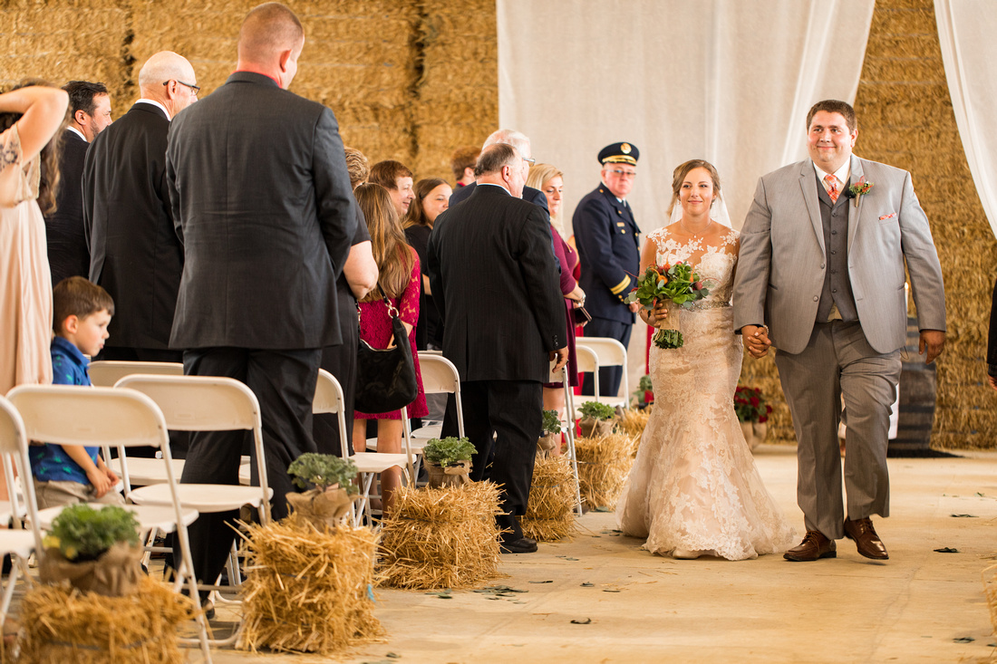 Wedding of Victoria Robinson & Trevor Hoff at Local Homestead Pr