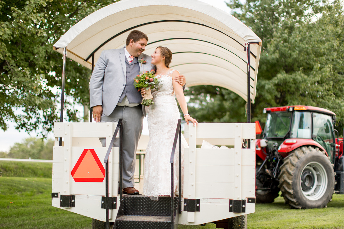 Wedding of Victoria Robinson & Trevor Hoff at Local Homestead Pr